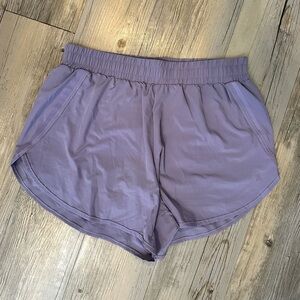 Balance Athletica / Vitality Breeze Run Short size Medium
